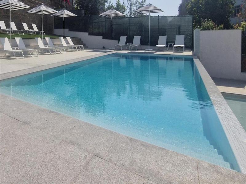 La Suite Hotel image