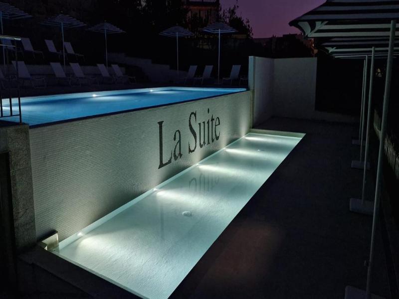 La Suite Hotel image