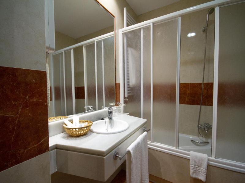 Hotel Los 5 Pinos image