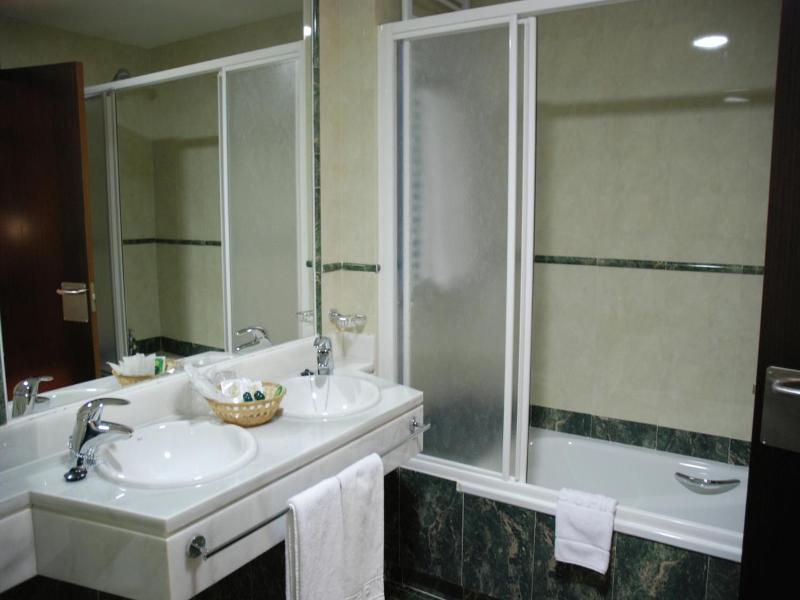 Hotel Los 5 Pinos image