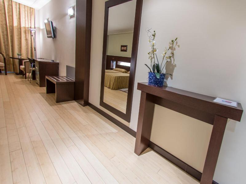 Hotel Los 5 Pinos image