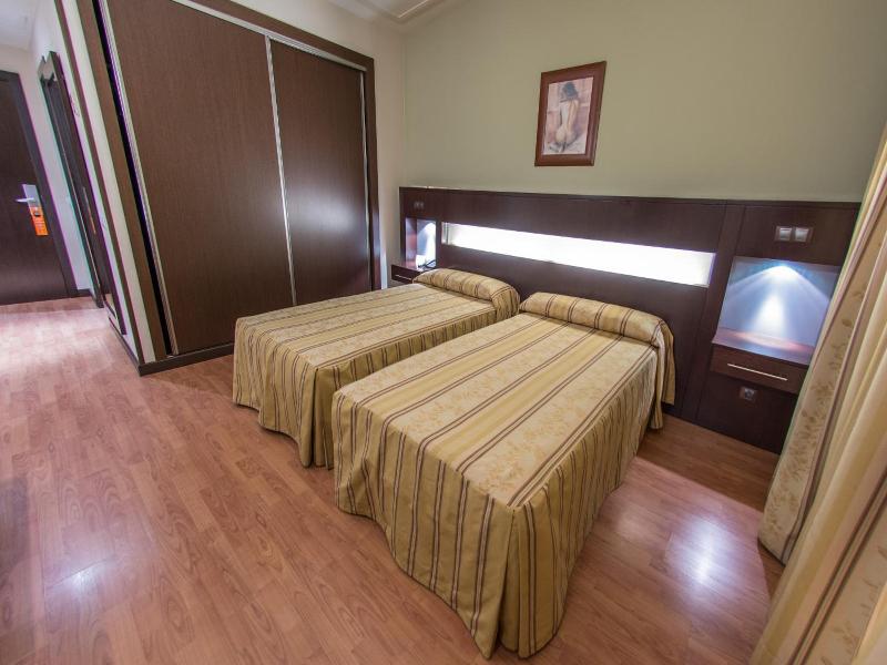 Hotel Los 5 Pinos image