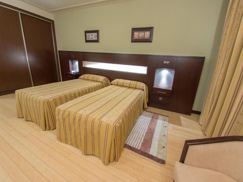 Hotel Los 5 Pinos image