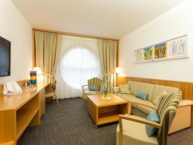 Hotel Jozef image