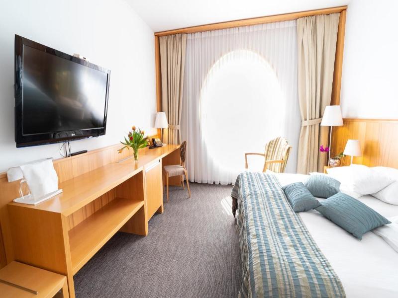 Hotel Jozef image