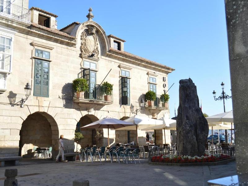 Pazo De Mendoza image