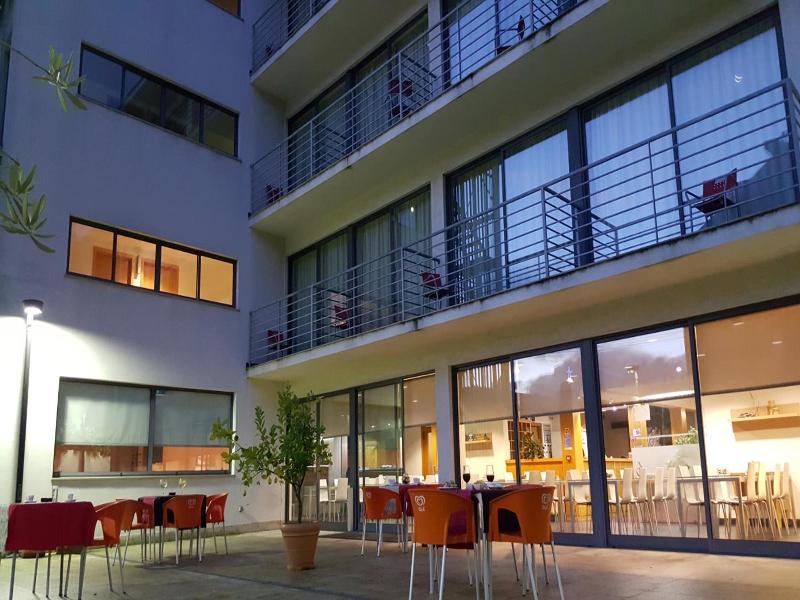 Hotel Jose Alberto image