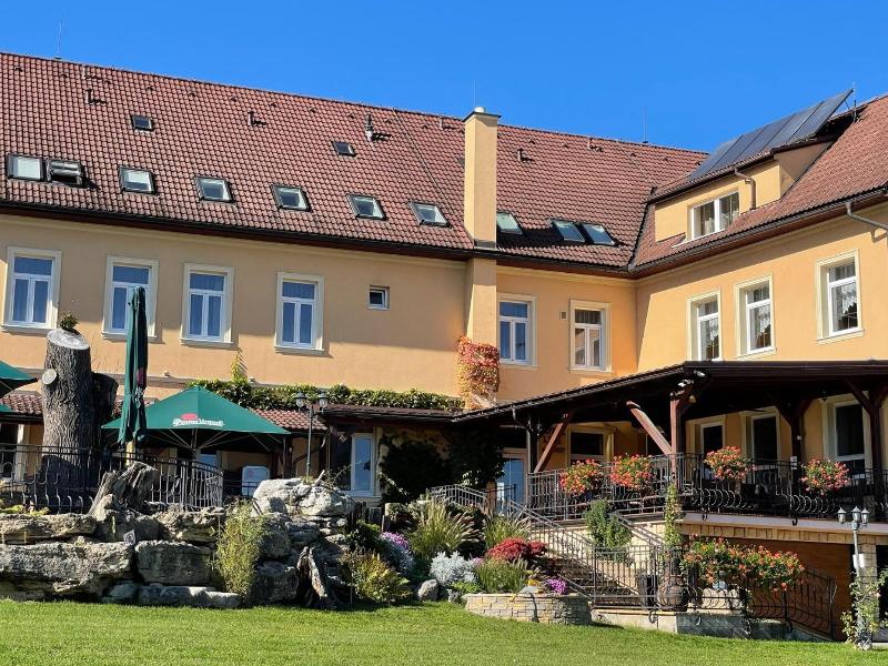 Hotel Lipa image