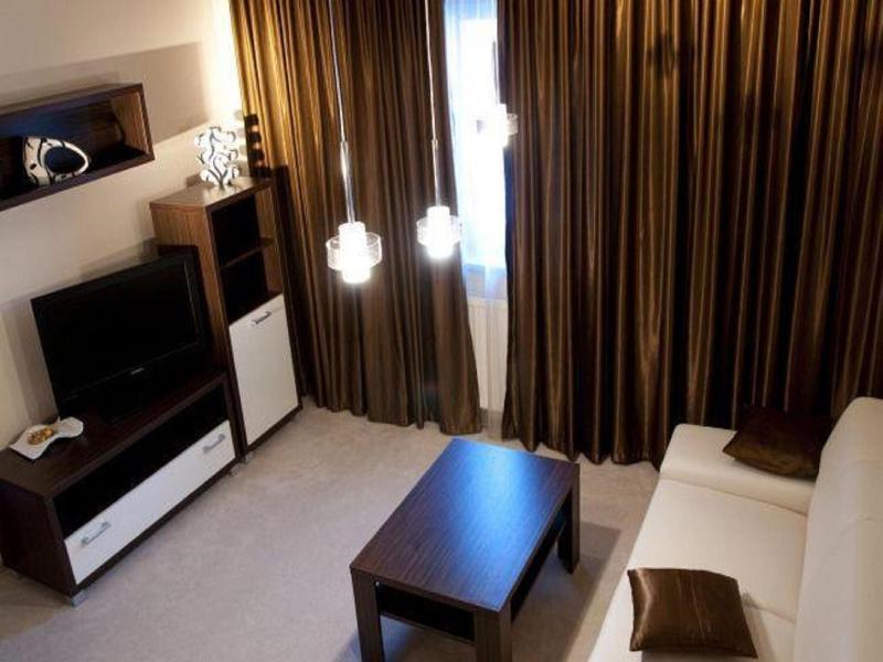 Hotel River image