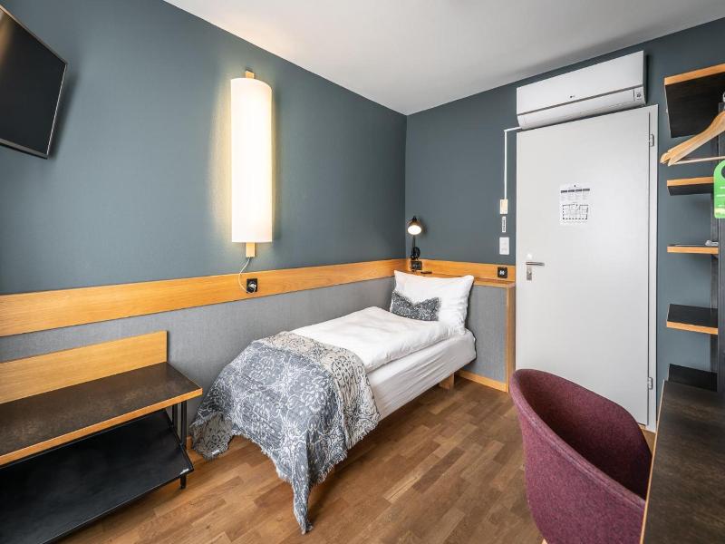 Hotel Jakob image