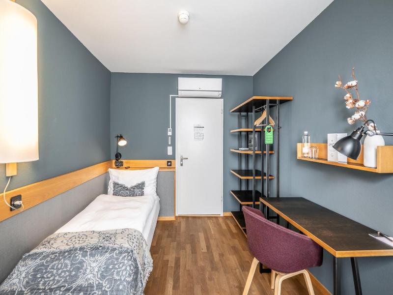 Hotel Jakob image