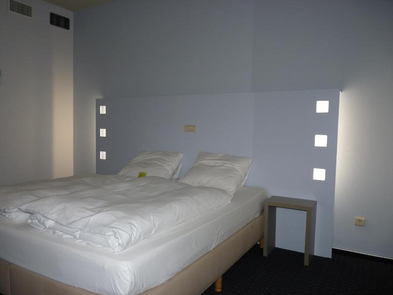 Hotel De Swaen image