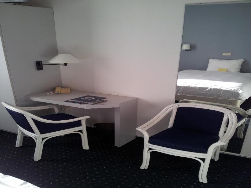 Hotel De Swaen image
