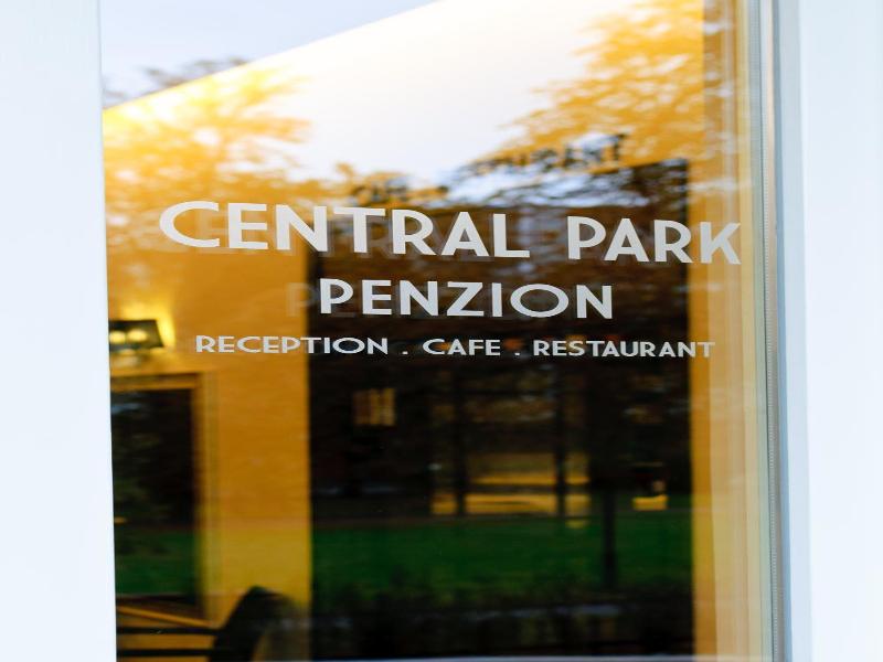Penziv N Central Park image