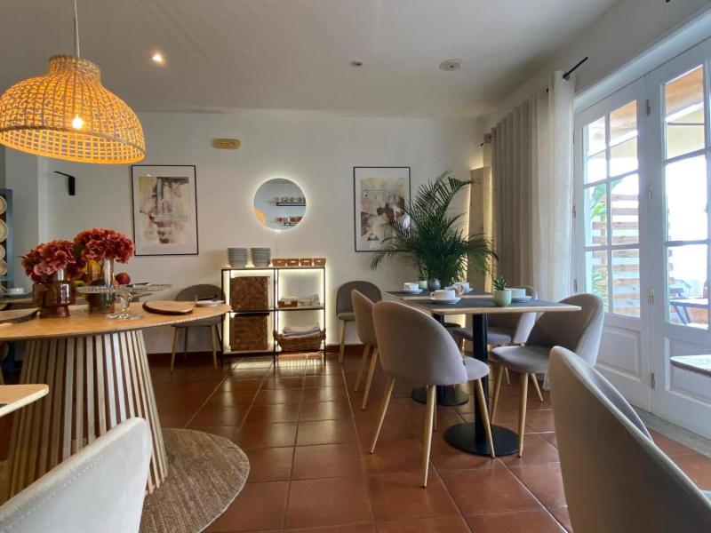 Hotel Residencial Dora image