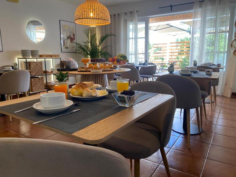Hotel Residencial Dora image