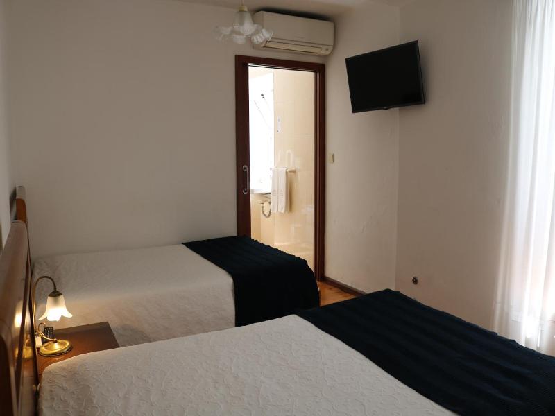 Hotel Solar Das Laranjeiras image