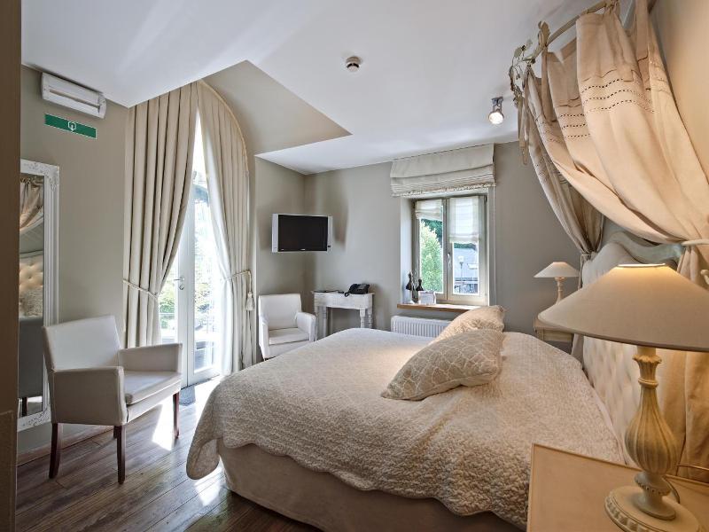 Hotel Saint Amour image