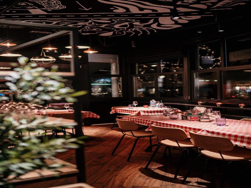 Hotel Saint Amour image