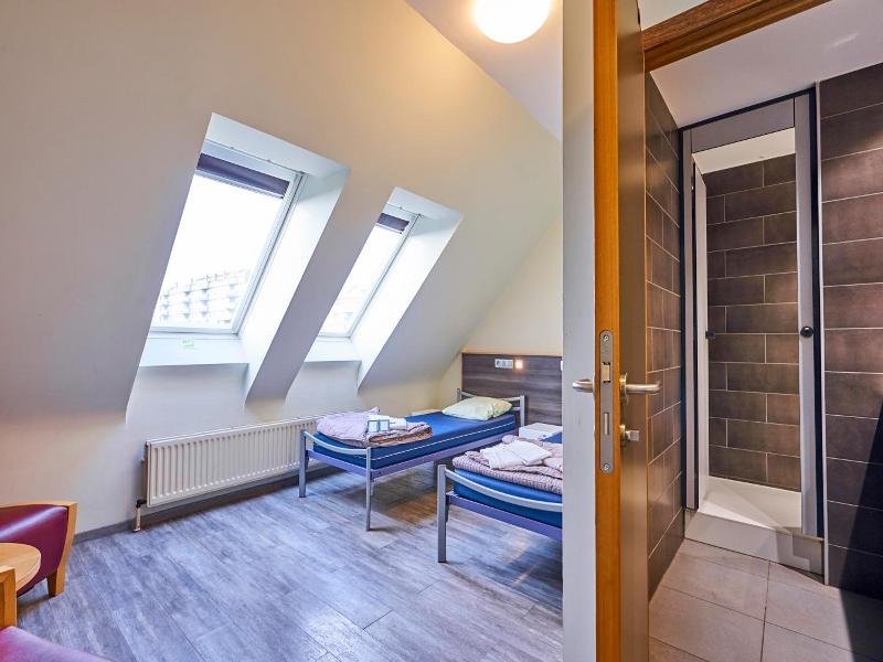 Generation Europe Youth Hostel image