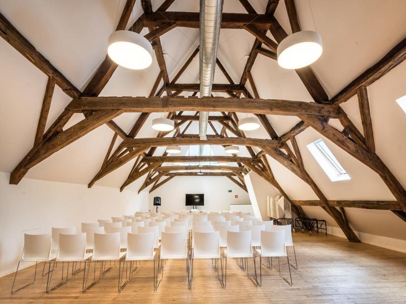 Liv Ge Youth Hostel image
