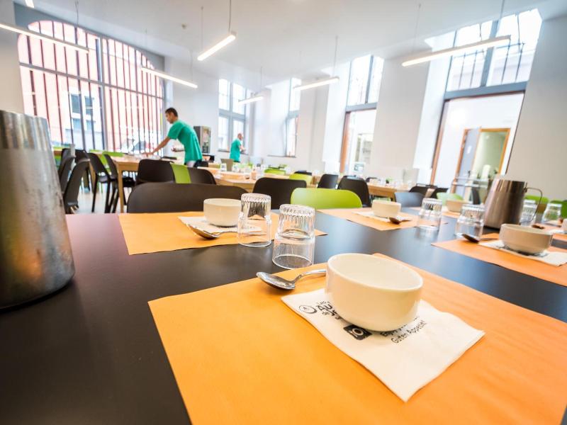 Liv Ge Youth Hostel image