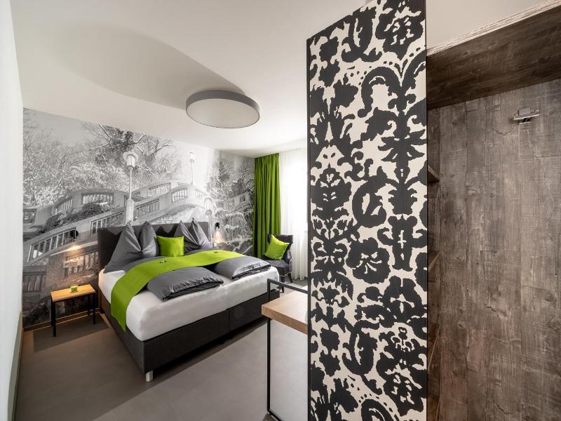 Hotel Greenrooms image