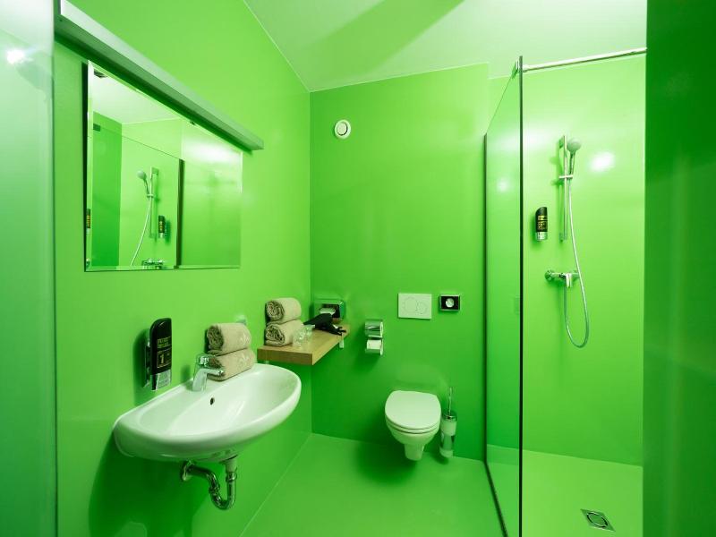 Hotel Greenrooms image