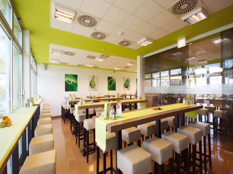 Hotel Greenrooms image