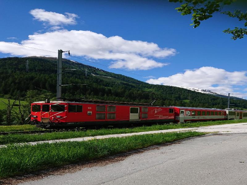 Hotel Nufenen image