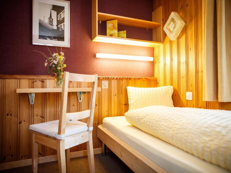 Hotel Nufenen image