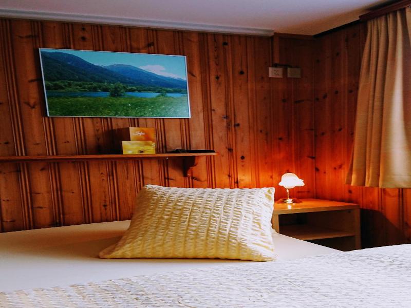 Hotel Nufenen image