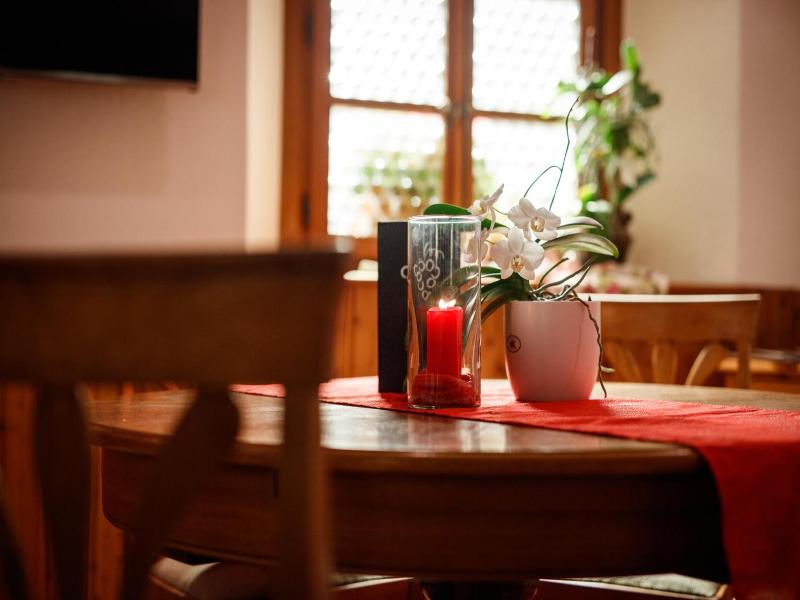 Hotel Nufenen image
