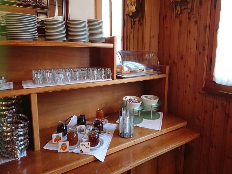 Hotel Nufenen image