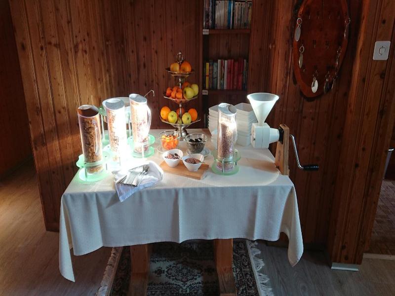 Hotel Nufenen image