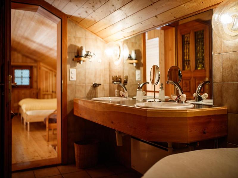 Hotel Nufenen image