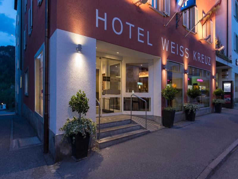 Hotel Weiss Kreuz image