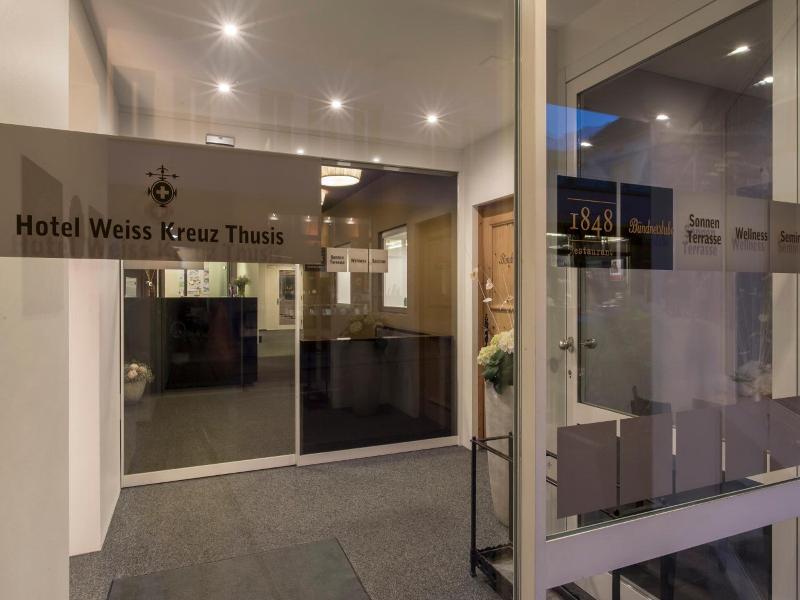 Hotel Weiss Kreuz image
