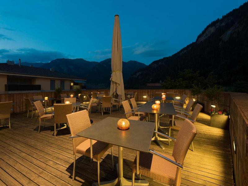 Hotel Weiss Kreuz image