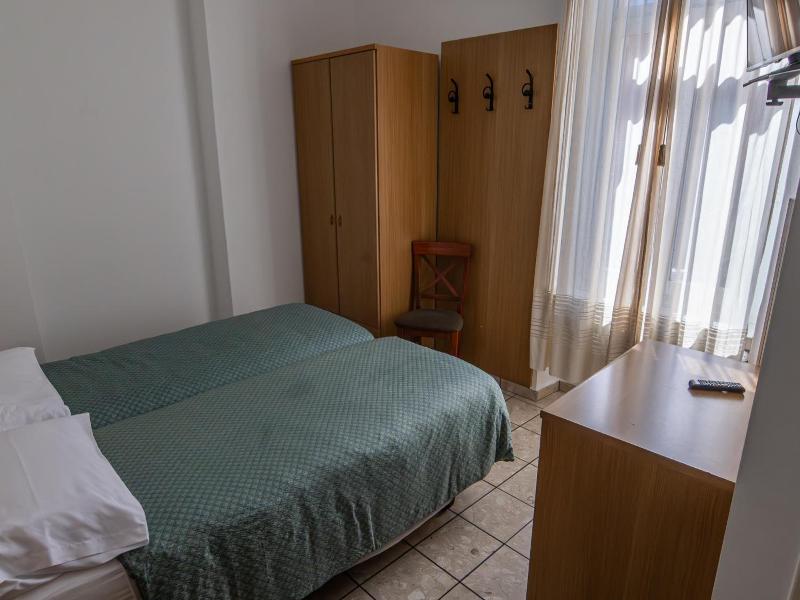 Albergo Stazione image