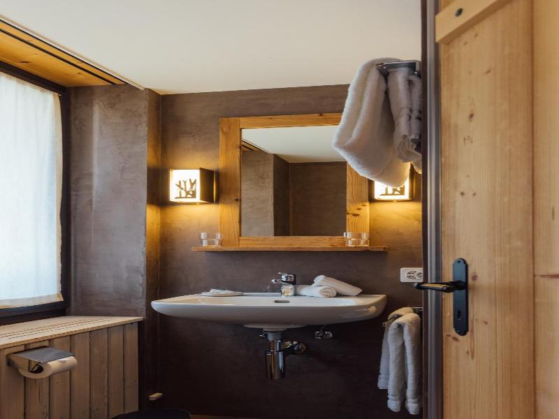 Hotel Sanetsch image