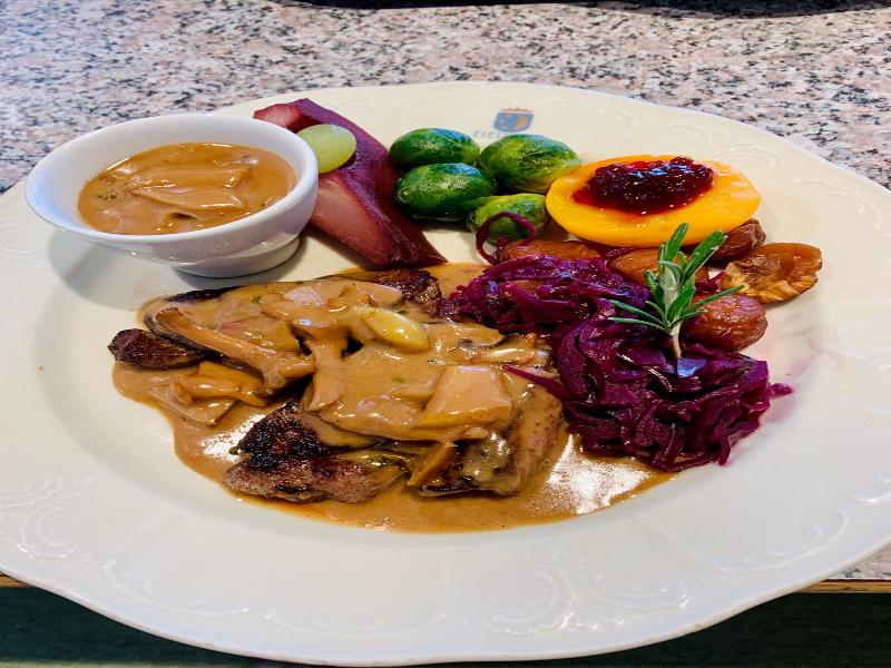 Hotel Restaurant Eierhals Am Vngerisee image