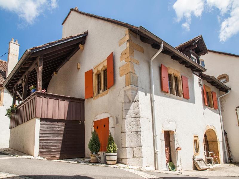 Hv Tel Les Vieux Toits image