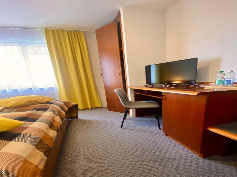 Hotel Zum Roten Lv Wen image