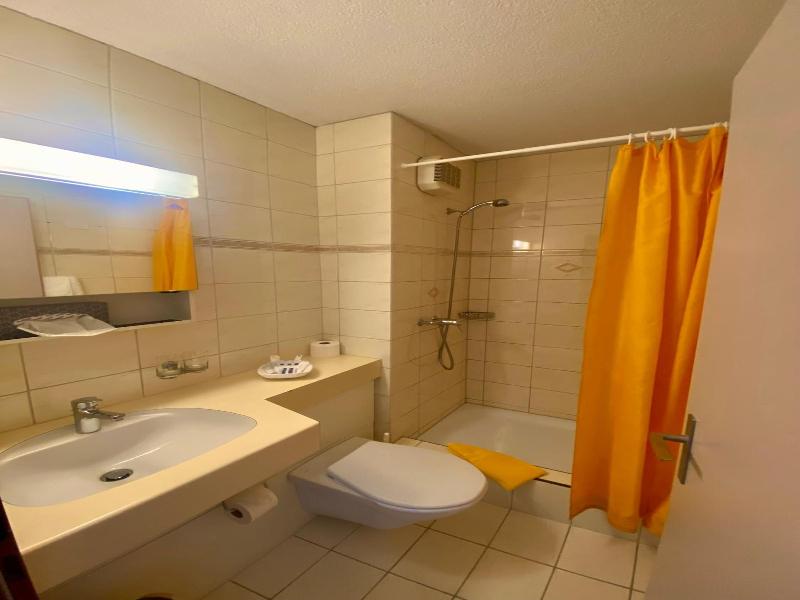 Hotel Zum Roten Lv Wen image