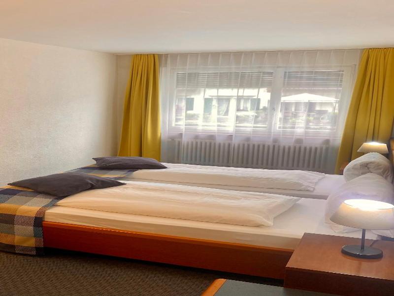 Hotel Zum Roten Lv Wen image