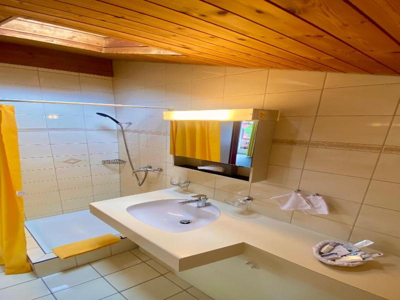 Hotel Zum Roten Lv Wen image