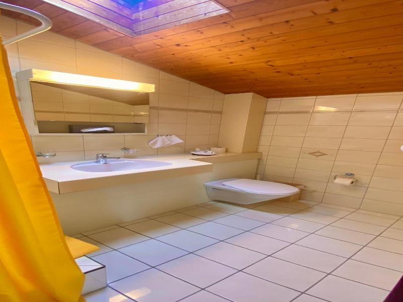 Hotel Zum Roten Lv Wen image