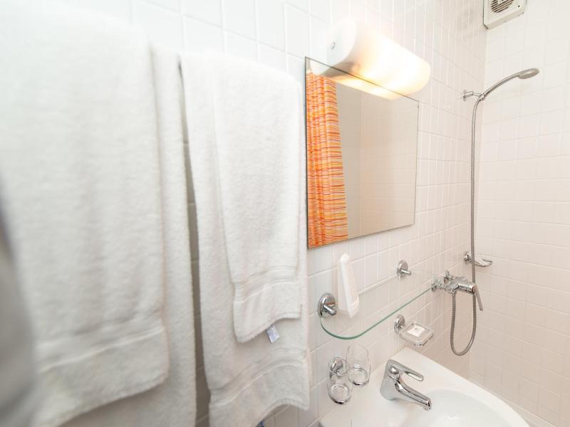 Hotel Rotes Haus image