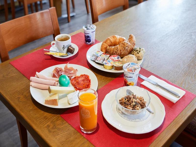 Hotel Rotes Haus image